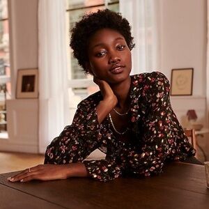 Ruffleneck top in midnight vintage floral